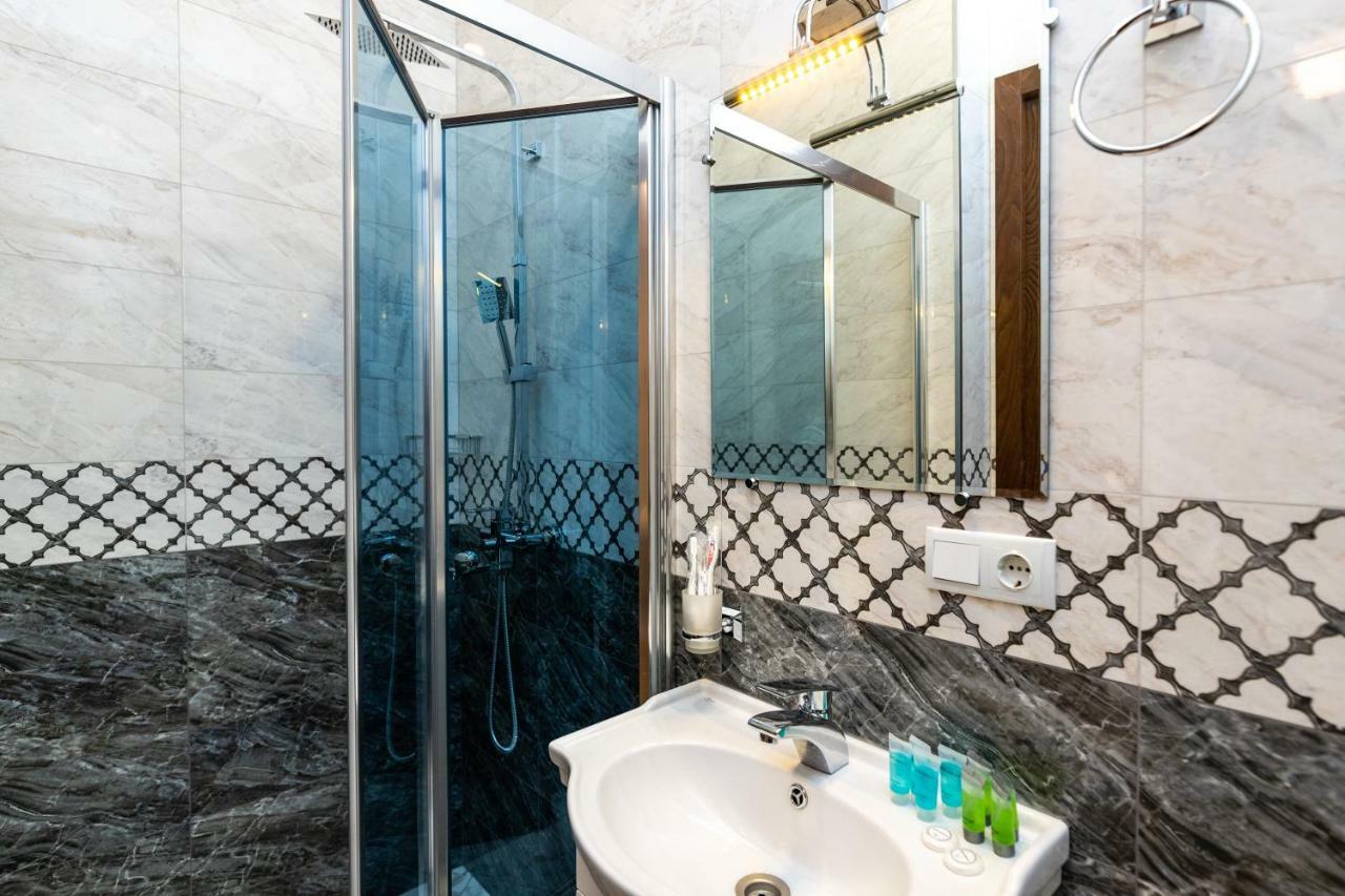 Ornament Hotel Tbilisi Zewnętrze zdjęcie
